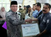 Pemko Padang Cairkan Dana Operasional RT/RW, Guru TPA, Kader PAUD/Posyandu dan Imam Masjid