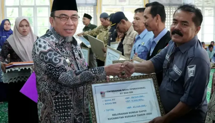 Pemko Padang Cairkan Dana Operasional RT/RW, Guru TPA, Kader PAUD/Posyandu dan Imam Masjid