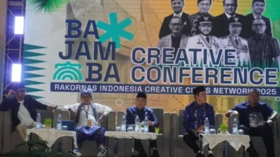 Menteri Ekraf Dorong Kolaborasi Kreatif Nasional di Momentum HJK Padang ke-356