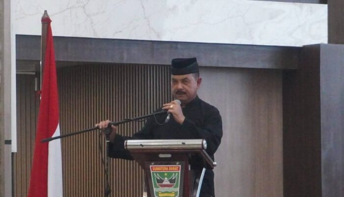 Azwar Siri Dikukuhkan sebagai Ketua Umum LAKAM Sumbar