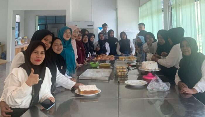 Nagari Ujung Gading Kirim Perangkat dan PKK Diklat Pembuatan Kue di BPVP Padang