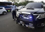 Resmi Dilarang! Polisi Minta Pemilik Kendaraan Lepas Sendiri Sirine dan Strobo Sebelum Ditindak