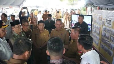 Pemkab Limapuluh Kota Bantu Korban Kebakaran Pasar Payakumbuh Rp60 Juta 