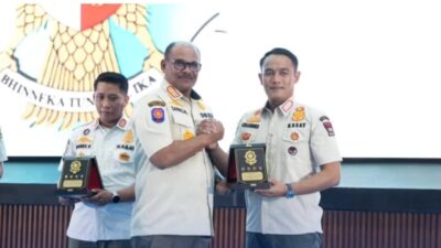 Raih Penghargaan Karya Bhakti Kemendagri, ‎‎Satpol PP Kota Padang Terbaik Nasional