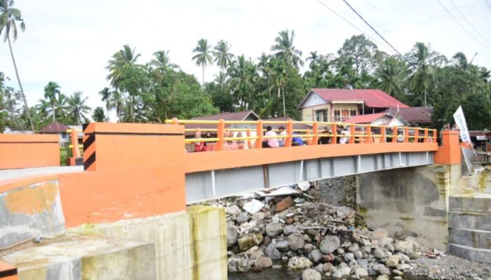 Terputus Setahun Pasca-Banjir, Kini Jembatan Batang Sani Tandikek Selesai Dibangun BNPB