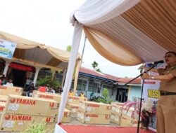 Nelayan Pesisir Selatan Terima Bantuan 50 Unit Mesin Tempel 