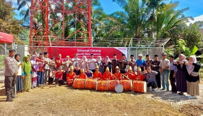 BTS Telekomunikasi Diresmikan, Kini Warga Nagari Sitanang Agam Bisa Gunakan “HP”