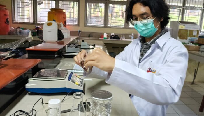 Mahasiswa Biologi Unand Sukses Kembangkan Minuman Khas Minang “Dadiah” Jadi Terapi Penyakit Alzheimer
