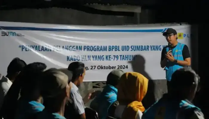 Detik-detik Rumah Panji Sukma Berubah Terang di Momen Hari Listrik Nasional Tadi Malam