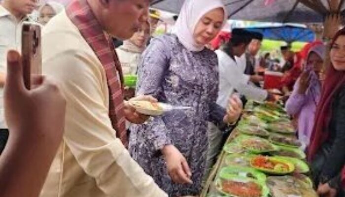 99 Jenis Makanan Hasil Danau Meriahkan “Festival 5 Danau 2025” Solok