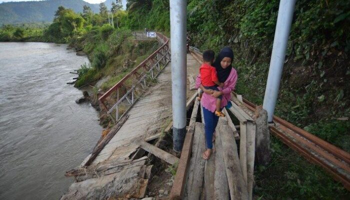 Pusat Alokasikan Rp65 Miliar Dana Rehab Rekon Infrastruktur untuk Padang Pariaman