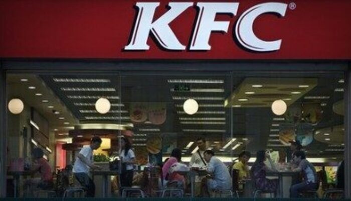 Cukup Lama Bertahan, KFC Akhirnya Goyah Juga! 400 Karyawan Terpaksa PHK