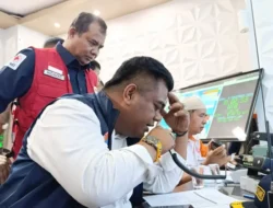 FOTO: Kesibukan Pusdalop BPBD dan Evakuasi Warga Saat Padang Diguncang Gempa 8,8 SR!