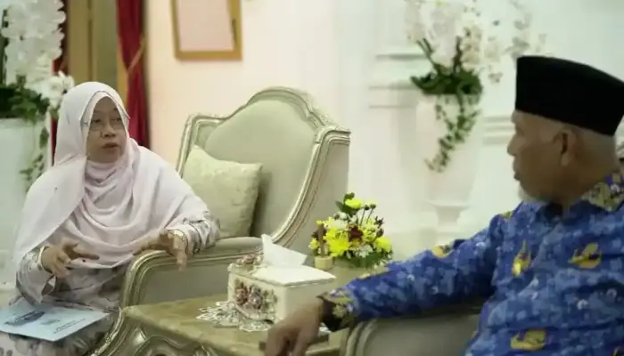 Perguruan Diniyyah Puteri Adakan Syukuran Gelar Pahlawan Nasional Rahmah El Yunusiyah