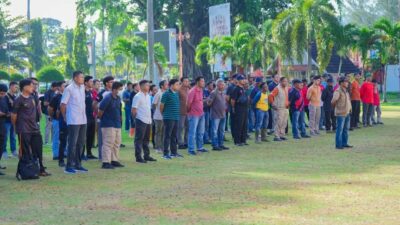 Pemprov Sumbar Kerahkan Relawan dari Unsur OPD Bantu Bersihkan Rumah Warga