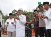 Dipimpin Ustaz Das’ad Latif, Warga Padang Panjang Doa Bersama untuk Korban Galodo