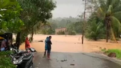 BREAKINGNEWS: Palembayan Kembali Diterjang Galodo! Jalan Putus, 3 Warga Tertimbun