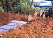 Data 24 Jenazah Korban Banjir Bandang Sumbar Dimakamkan Massal di TPU Bungus Padang