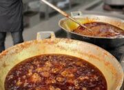 Pemkab Dharmasraya Masak 2 Ton Rendang untuk Sumbar, Sumut dan Aceh