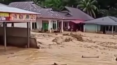 VIDEO: Detik-detik Kawasan Batu Busuk Kota Padang Kembali Dihantam Galodo!