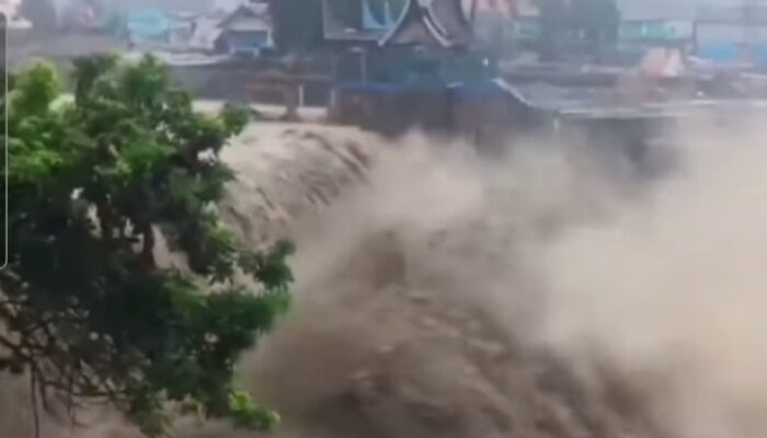 BMKG: Daftar Daerah Kena Cuaca Ekstrem 29 Jan – 3 Feb, Ada Sumatera Barat Berpotensi Hujan Sangat Lebat