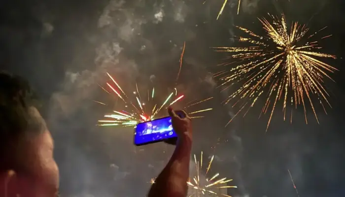 Meski Dilarang Polisi, Pesta Kembang Api Tetap Muncul di Jakarta-Jogja di Malam Tahun Baru