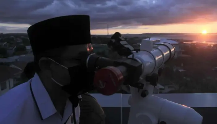 Ini Penjelasan Kenapa Awal Ramadhan dan Lebaran Bisa Berbeda!