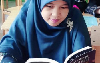 Menemukan Jati Diri Bahasa di Belantara Media Sosial