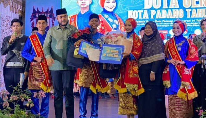 Fathir Latif dan Nikita Arhimah Putri, The Winner Duta GenRe Kota Padang 2026