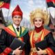 Bukan Jawa! Ternyata Ini 2 Suku Pencetak Sarjana Terbanyak di Indonesia