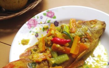 Ikan Nila Acar Kuning Bumbu Kampuang, Menu Menggugah Selera saat Berbuka Puasa!