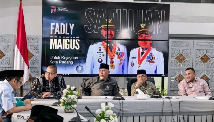 Mahyeldi Singgung Masih Ada Warga Berebut Air Bersih saat Rakor dengan Pemko Padang